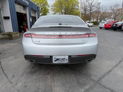 2015 Lincoln MKZ Hybrid Base