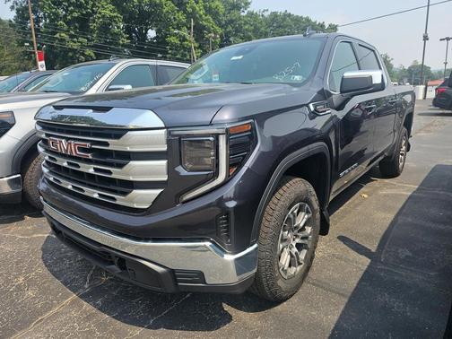 2025 GMC Sierra 1500 SLE