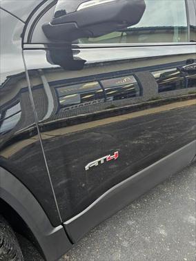 2023 GMC Acadia AWD AT4