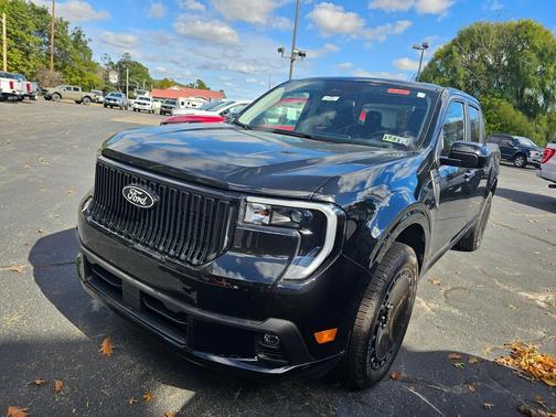 2025 Ford Maverick Lobo Standard