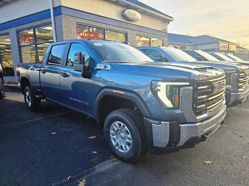 2026 GMC Sierra 2500 Base