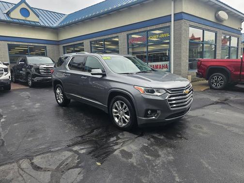 Satin Steel Metallic 2019 Chevrolet Traverse High Country