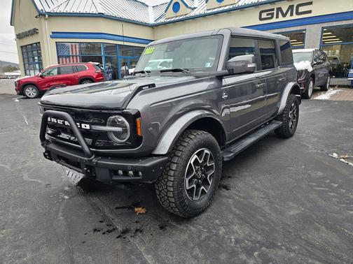 2023 Ford Bronco Outer Banks