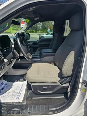 Oxford White 2019 Ford F-150 XLT