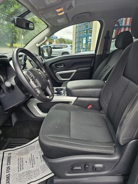 2018 Nissan Titan SV