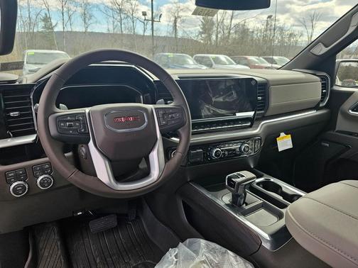 Glacier White Tricoat 2026 GMC Sierra 1500 SLT