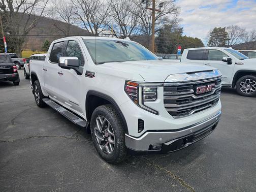 Glacier White Tricoat 2026 GMC Sierra 1500 SLT
