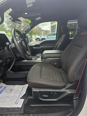 Oxford White 2019 Ford F-150 XLT
