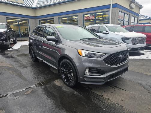 2022 Ford Edge ST Line