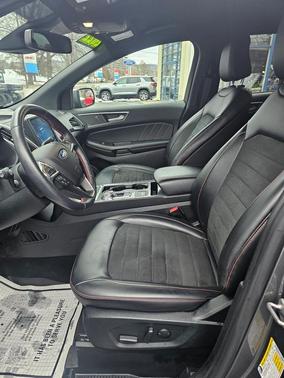 2022 Ford Edge ST Line
