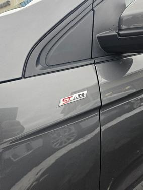 2022 Ford Edge ST Line