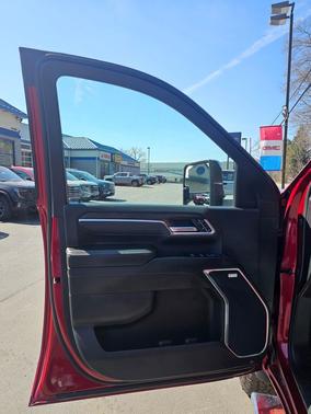 2025 GMC Sierra 2500 SLT