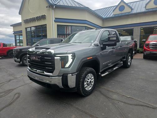 Sterling Metallic 2024 GMC Sierra 2500 Pro