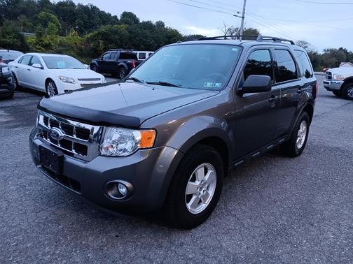 Gray 2012 Ford Escape XLT
