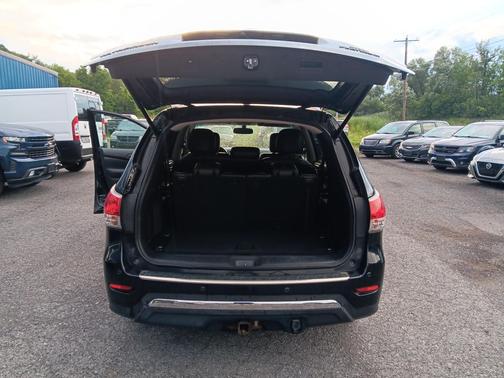 Super Black 2014 Nissan Pathfinder Platinum