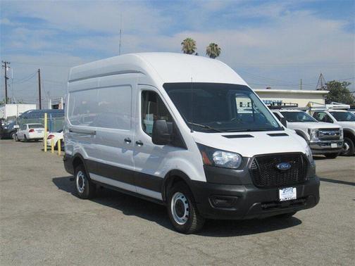 2022 Ford Transit-250 Base