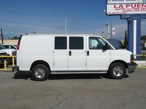 2022 GMC Savana 2500 Work Van