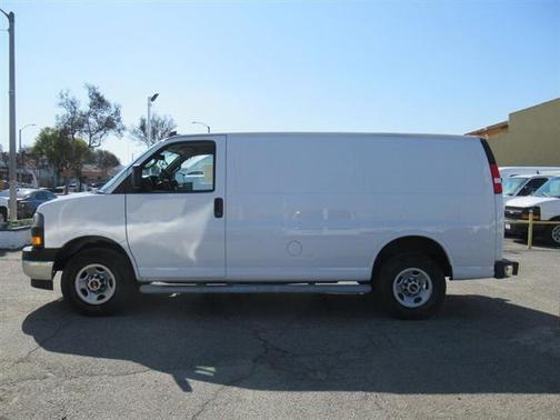 2022 GMC Savana 2500 Work Van