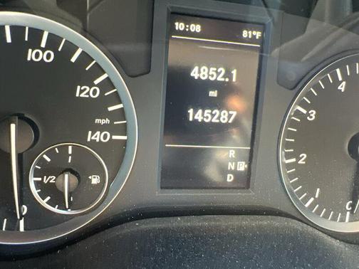 2016 Mercedes-Benz Metris Base