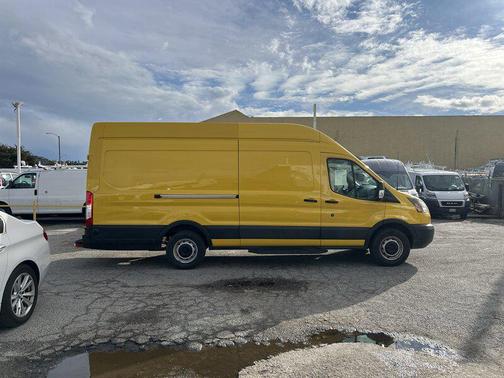 2019 Ford Transit-250 Base