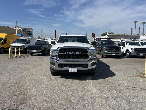 2022 RAM 2500 Tradesman Crew Cab 4x4 6'4' Box