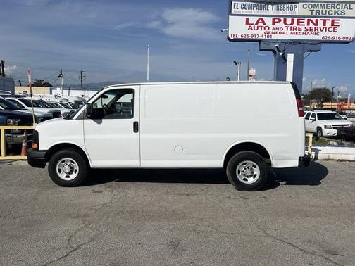 2011 Chevrolet Express 2500 Work Van