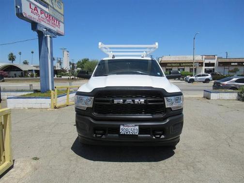 2021 RAM 2500 Tradesman Crew Cab 4x2 8' Box