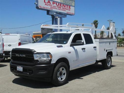 2021 RAM 2500 Tradesman Crew Cab 4x2 8' Box