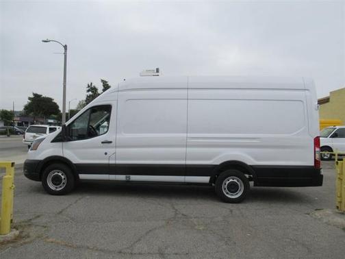 2022 Ford Transit-250 Base