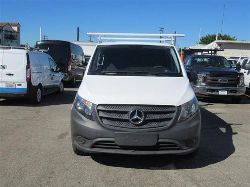 2018 Mercedes-Benz Metris Base