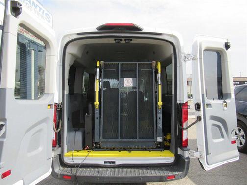 2018 Ford Transit-150 XLT