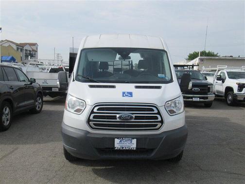 2018 Ford Transit-150 XLT
