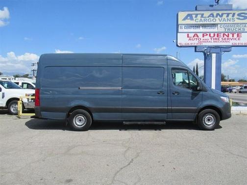 2019 Mercedes-Benz Sprinter 2500 Cargo Van