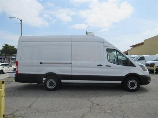 2022 Ford Transit-250 Base
