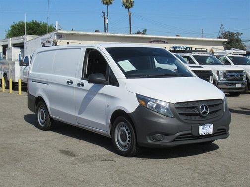 2020 Mercedes-Benz Metris Base