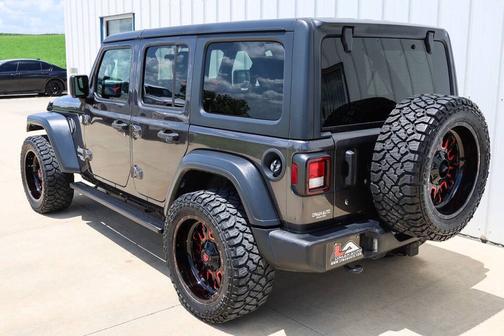 Granite Crystal Metallic Clearcoat 2018 Jeep Wrangler Unlimited Sport S 4x4