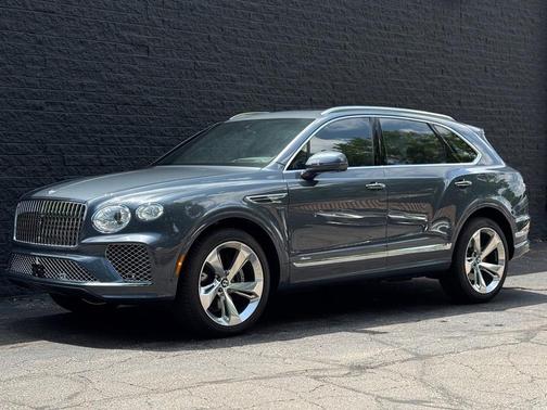 2025 Bentley Bentayga Azure V8