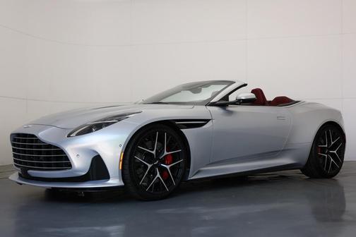 2025 Aston Martin DB12 Volante