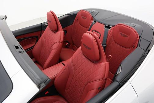 2025 Aston Martin DB12 Volante