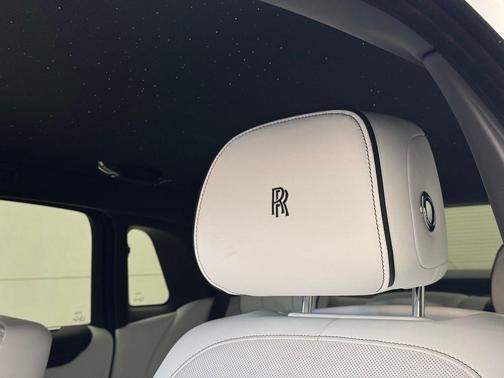 2023 Rolls-Royce Ghost 