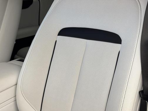 2023 Rolls-Royce Ghost