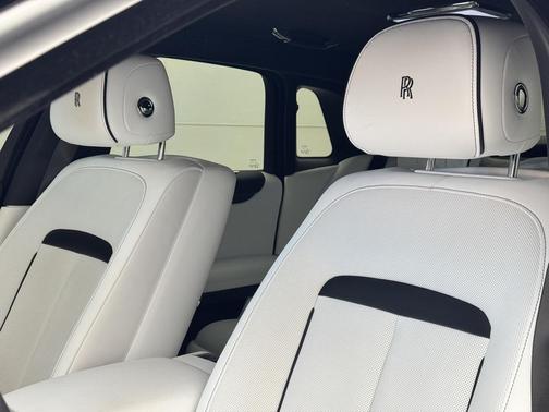 2023 Rolls-Royce Ghost