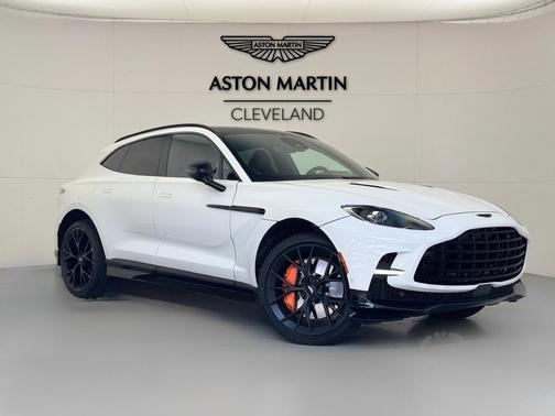 2025 Aston Martin DBX 707