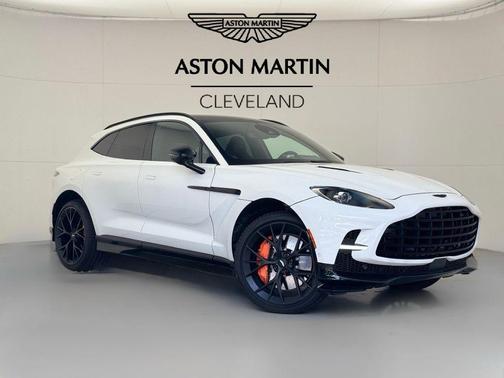 2025 Aston Martin DBX 707