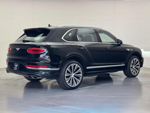 2025 Bentley Bentayga Azure