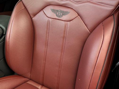 2025 Bentley Bentayga Azure