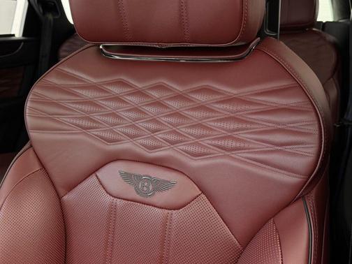 2025 Bentley Bentayga Azure