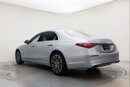 Cirrus Silver Metallic 2024 Mercedes-Benz S-Class 4MATIC