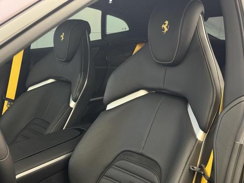 2024 Ferrari Purosangue Base