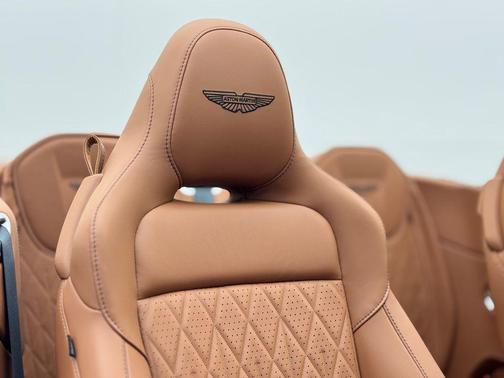 Zenith White 2025 Aston Martin DB12 Volante